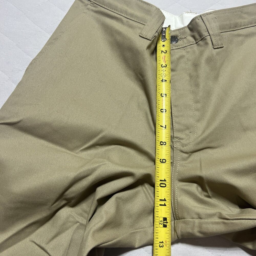 Dickies NWT 32x32 Mens flat front khakis - Picture 12 of 12